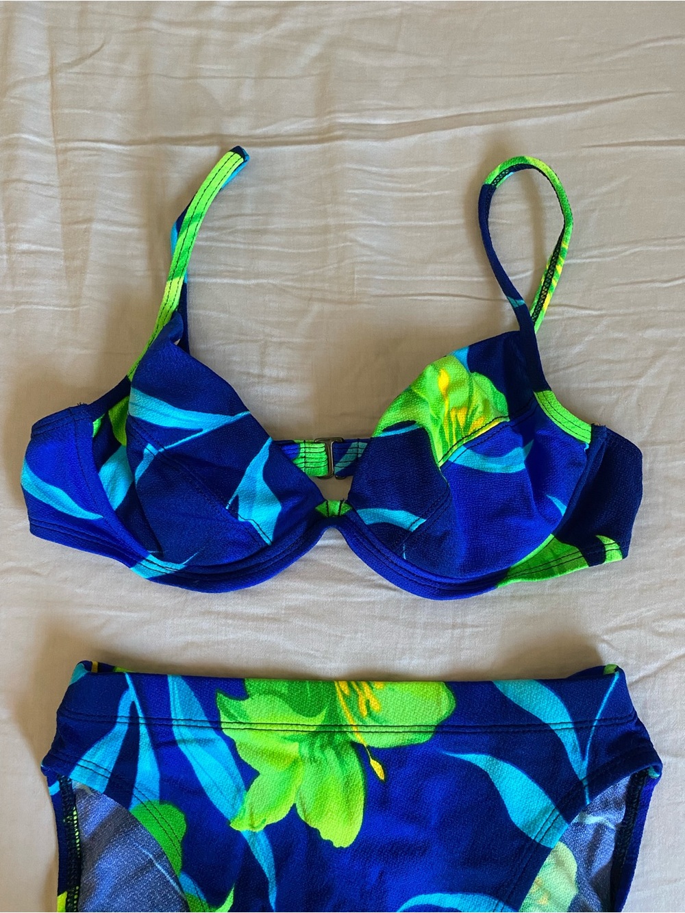 Vintage Made in the USA La Blanca Blue Floral Bikini Set - Picture 4 of 10